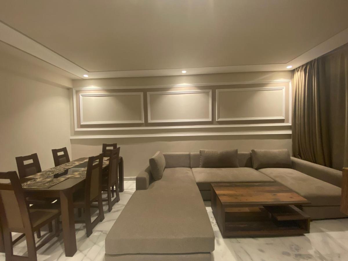 Hilbert Princesses - Brand New Furnished Appartement *